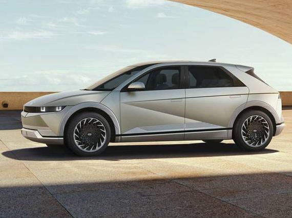 HYUNDAI IONIQ 5 2023 KM8KM4AE1PU181042 image